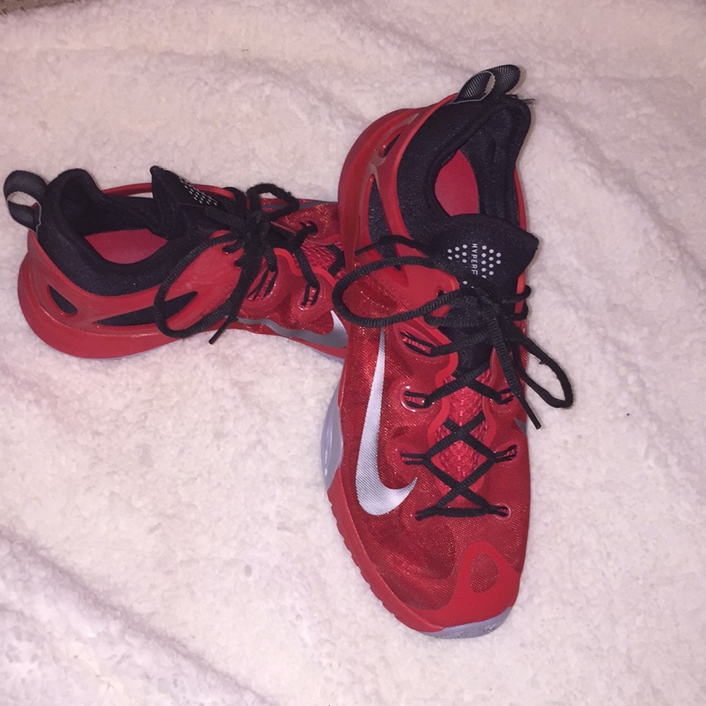 NIKE zoom hyperrev shoes! Barely used